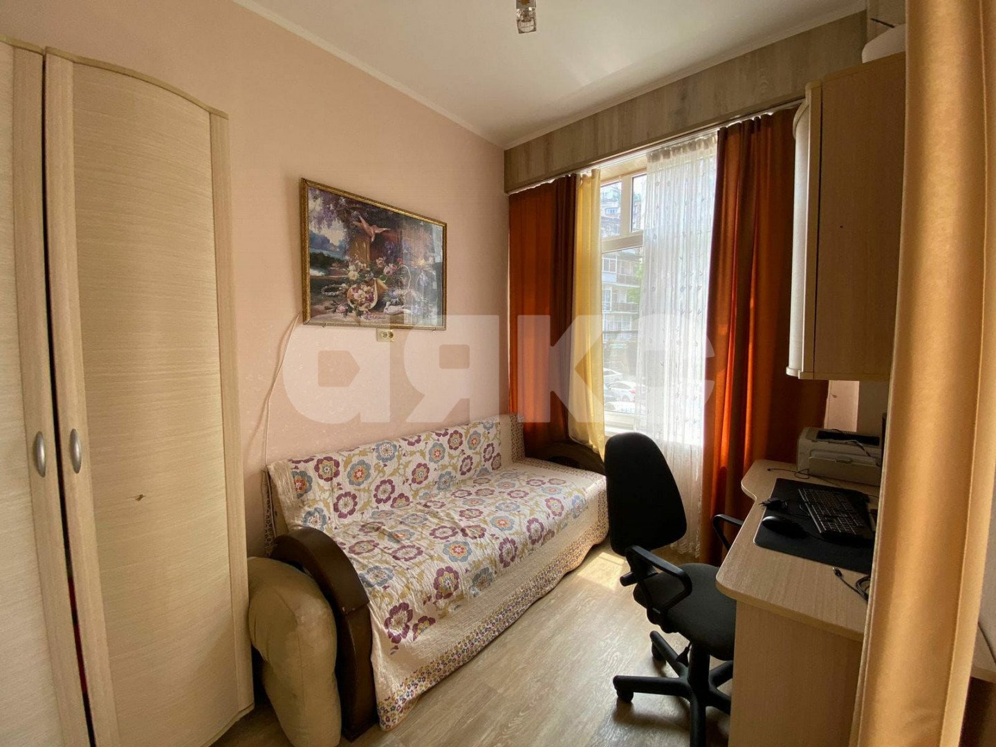 Фото №2: 3-комнатная квартира 50&nbsp;м², 2/5&nbsp;эт. - Сочи, Центральный, мкр. ЖСК Ветеран-Нагорный, ул. Вишнёвая, 18/7