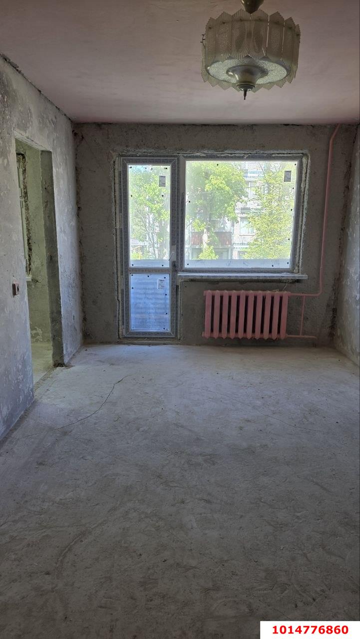 Фото №6: 3-комнатная квартира 50&nbsp;м², 2/5&nbsp;эт. - Краснодар, Прикубанский внутригородской округ, мкр. Славянский, ул. Красных Партизан, 159