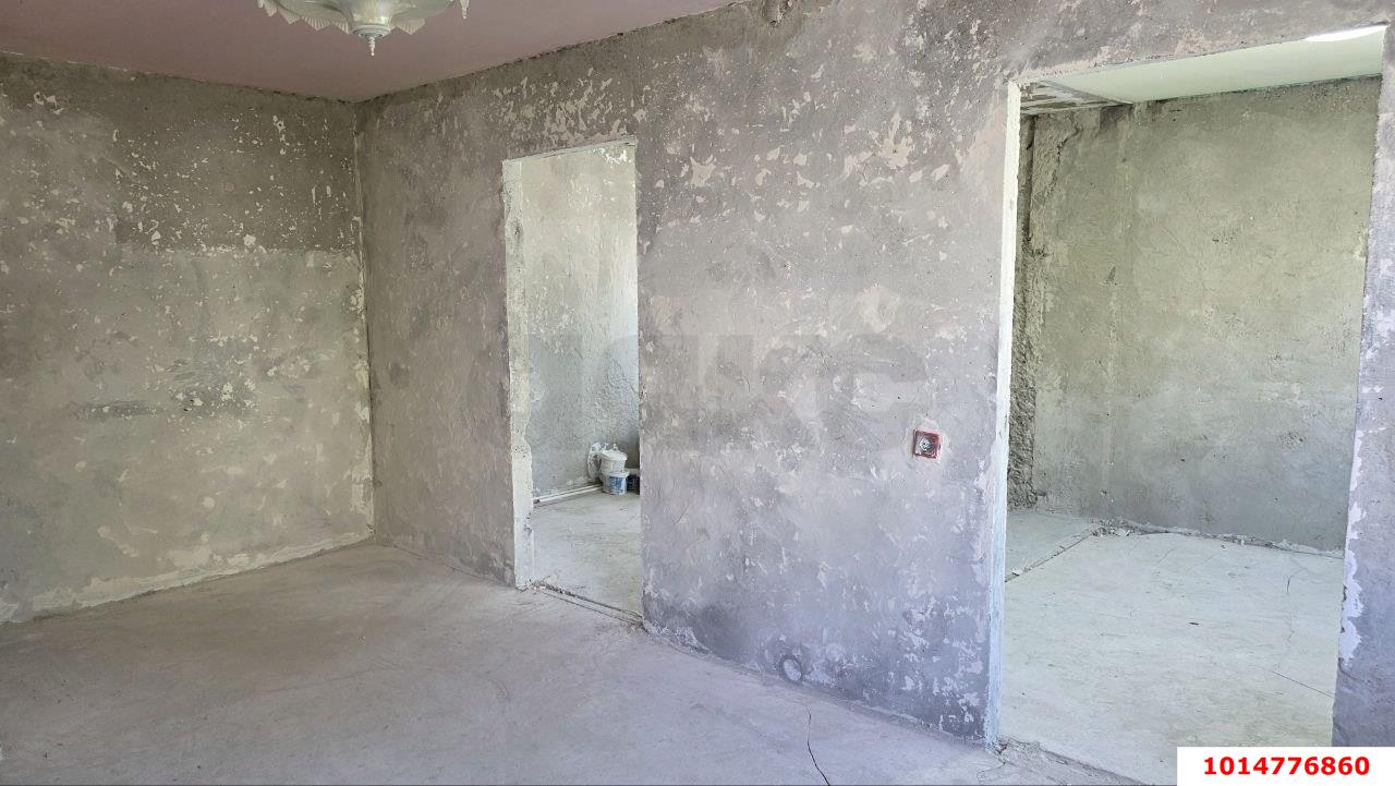Фото №4: 3-комнатная квартира 50&nbsp;м², 2/5&nbsp;эт. - Краснодар, Прикубанский внутригородской округ, мкр. Славянский, ул. Красных Партизан, 159
