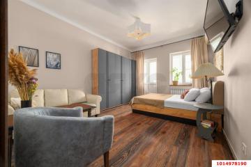 Фото №1: 3-комнатная квартира 54 м², 2/2 эт. - Краснодар, мкр. Западный внутригородской округ, ул. 1-я Линия Нефтяников, 4