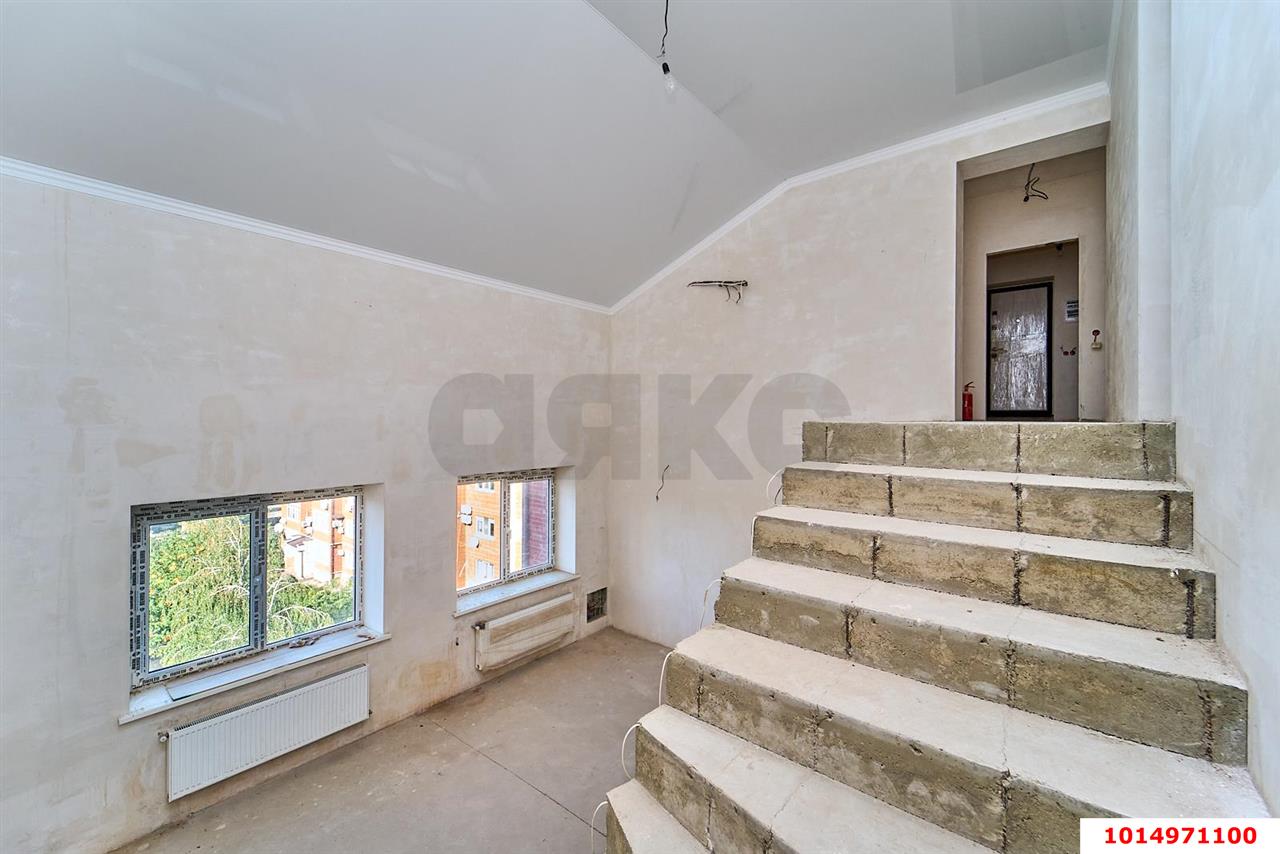 Фото №3: 3-комнатная квартира 180&nbsp;м², 5/6&nbsp;эт. - Краснодар, Центральный внутригородской округ, мкр. Дубинка, ул. КИМ, 141