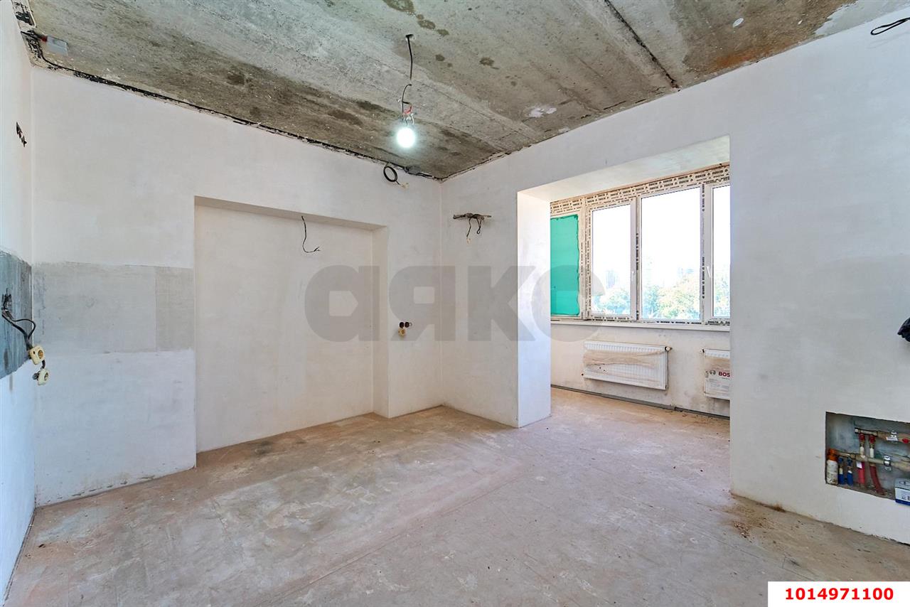Фото №14: 3-комнатная квартира 180&nbsp;м², 5/6&nbsp;эт. - Краснодар, Центральный внутригородской округ, мкр. Дубинка, ул. КИМ, 141