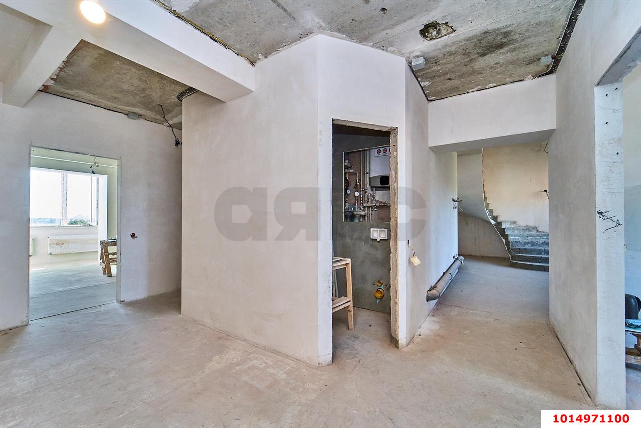 Фото №5: 3-комнатная квартира 180&nbsp;м², 5/6&nbsp;эт. - Краснодар, Центральный внутригородской округ, мкр. Дубинка, ул. КИМ, 141