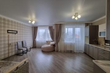 Фото №1: 3-комнатная квартира 112 м², 4/4 эт. - Краснодар, ж/м Пашковский, ул. Максима Горького, 78