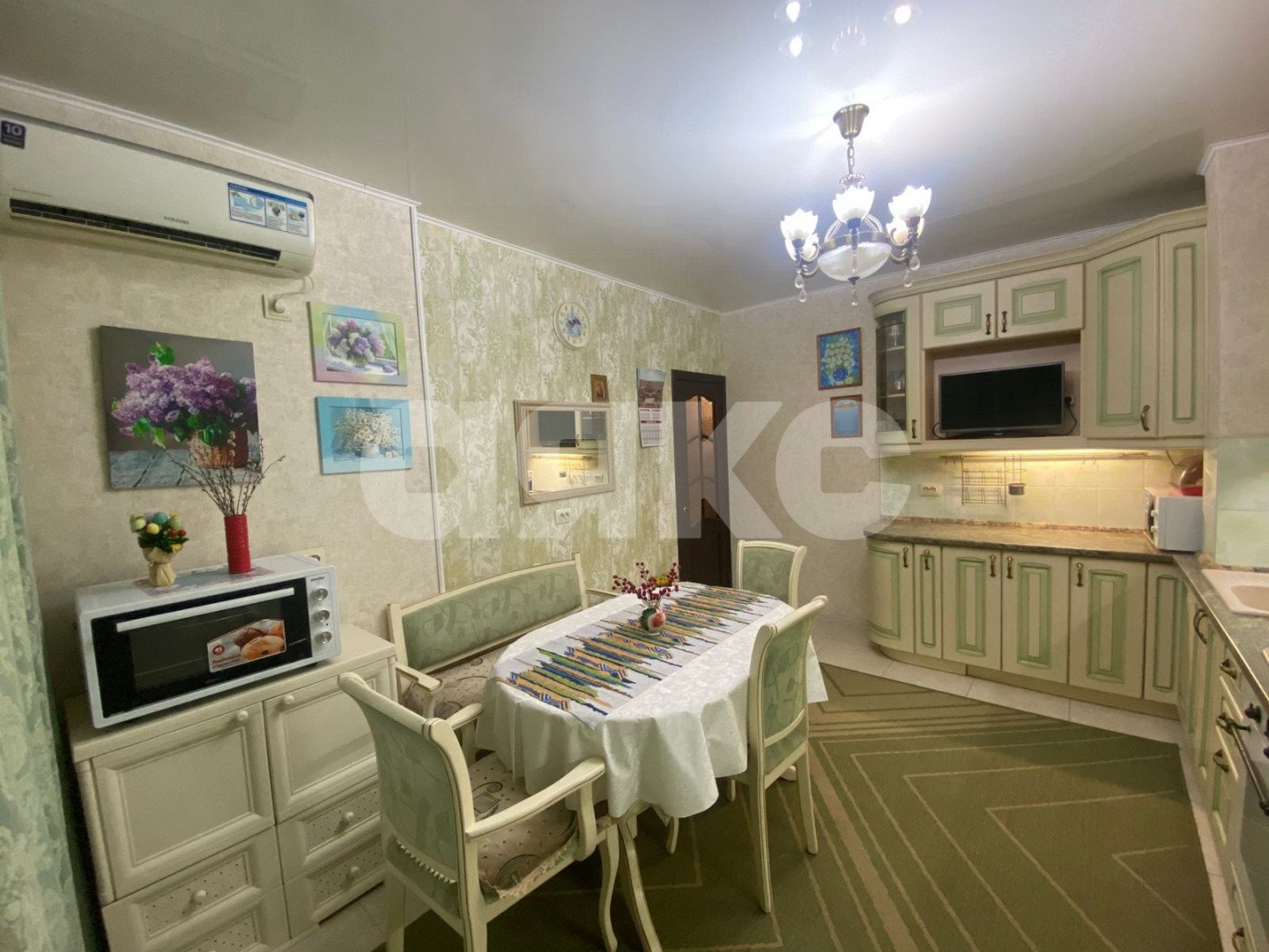 Фото №7: 4-комнатная квартира 97&nbsp;м², 2/9&nbsp;эт. - Геленджик, мкр. Южный, ул. Жуковского, 18