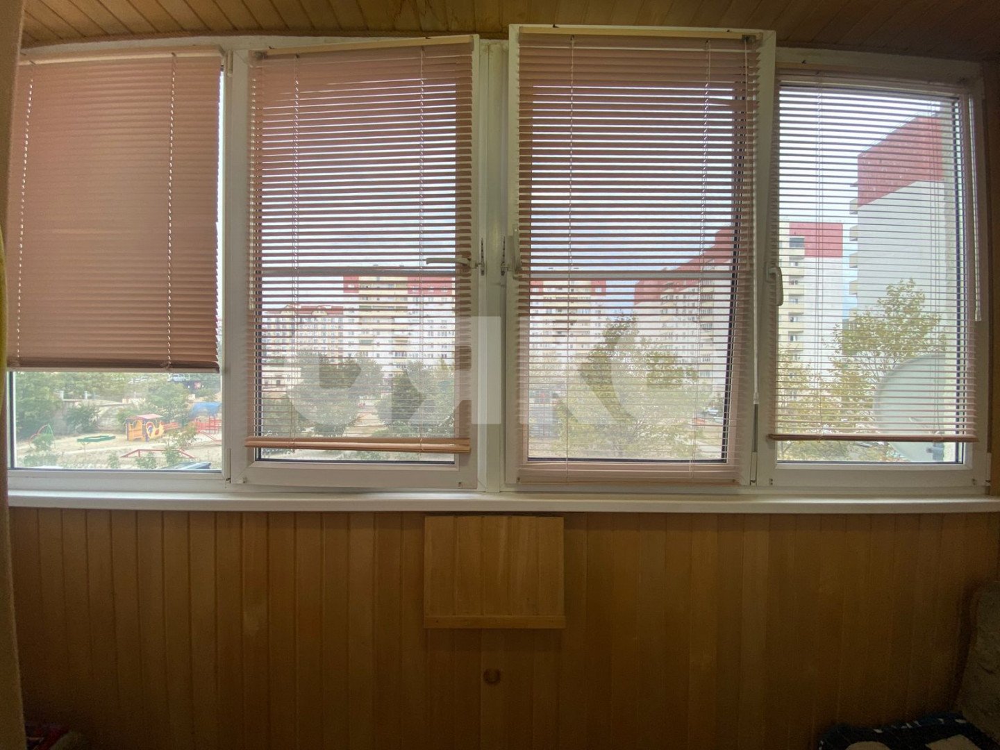 Фото №10: 4-комнатная квартира 97&nbsp;м², 2/9&nbsp;эт. - Геленджик, мкр. Южный, ул. Жуковского, 18