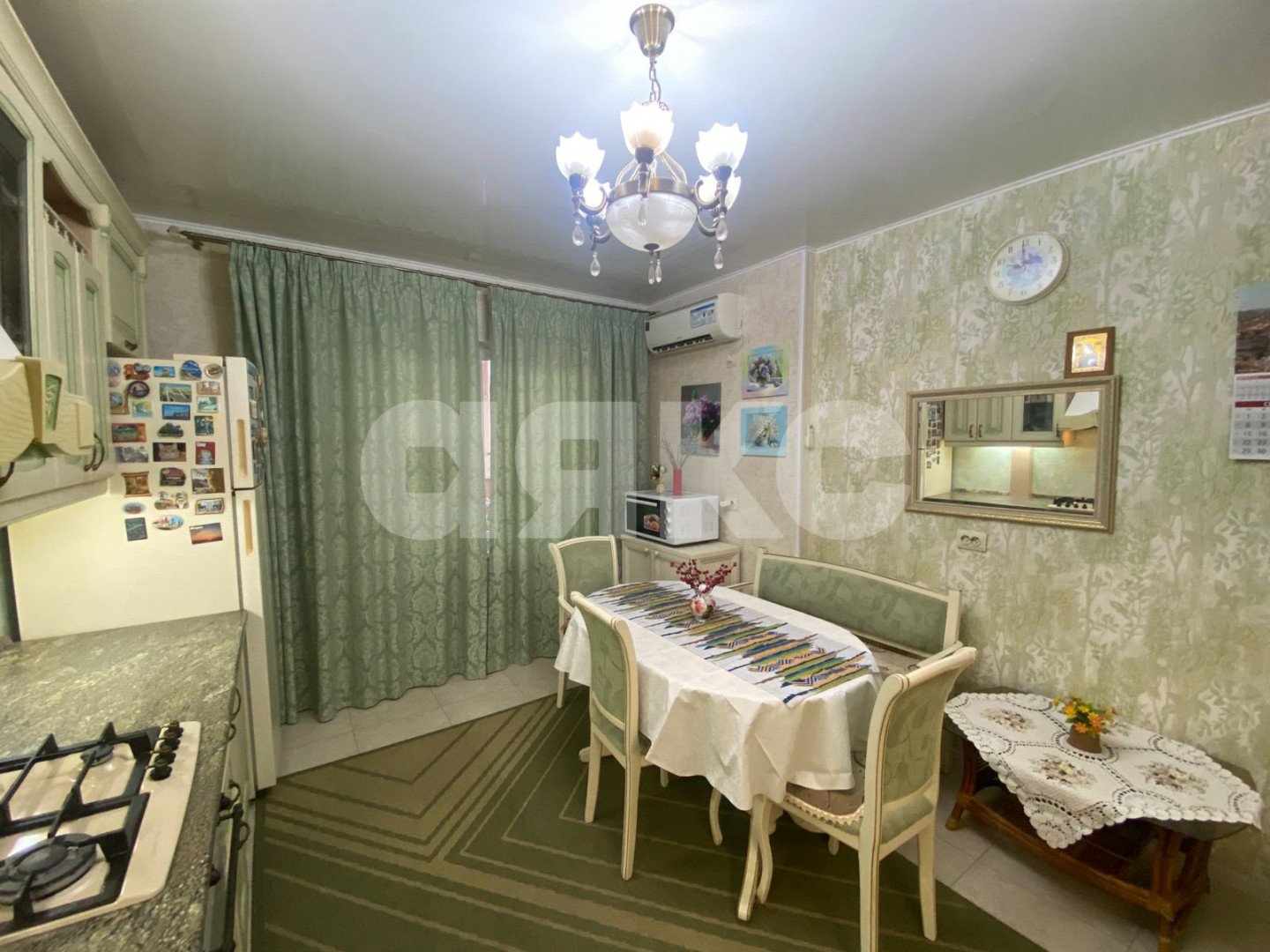 Фото №5: 4-комнатная квартира 97&nbsp;м², 2/9&nbsp;эт. - Геленджик, мкр. Южный, ул. Жуковского, 18