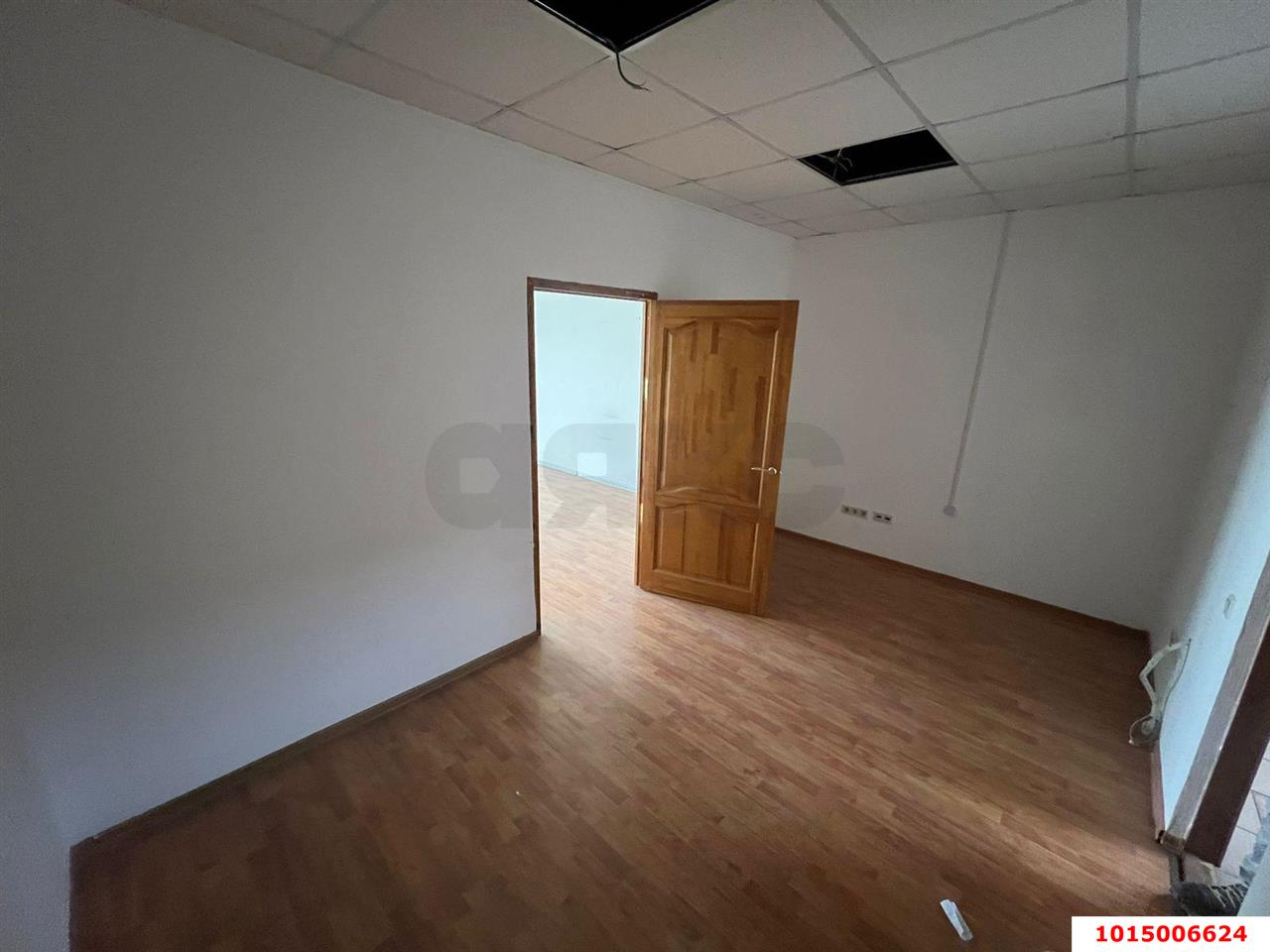 Фото №5: Офисное помещение 400&nbsp;м², 3/5&nbsp;эт. - Краснодар, Карасунский внутригородской округ, мкр. Черёмушки, ул. Новороссийская, 102/7