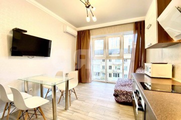 Фото №1: 1-комнатная квартира 40 м², 3/19 эт. - Новороссийск, р. Центральный, ул. Энгельса, 95