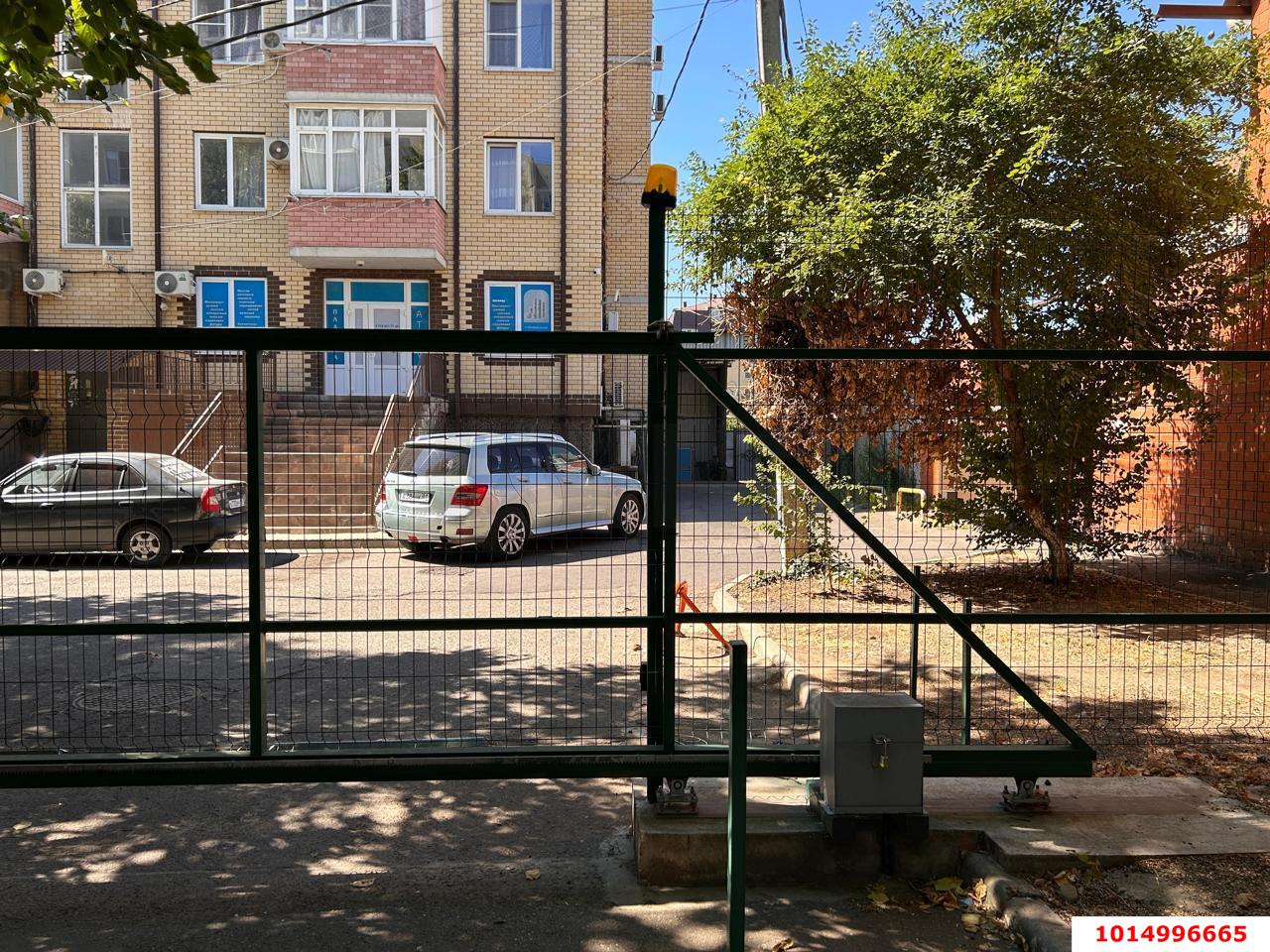 Фото №16: 3-комнатная квартира 82&nbsp;м², 9/10&nbsp;эт. - Краснодар, Прикубанский внутригородской округ, мкр. Краевая Клиническая Больница, ул. Черкасская, 43