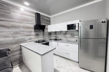 Фото №1: 2-комнатная квартира 47 м², 1/4 эт. - Горячий Ключ, мкр. Курортная Зона, ул. Мира, 17