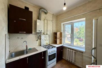 Фото №1: 2-комнатная квартира 42&nbsp;м², 2/3&nbsp;эт. - Краснодар, мкр. Славянский, ул. Славянская, 42