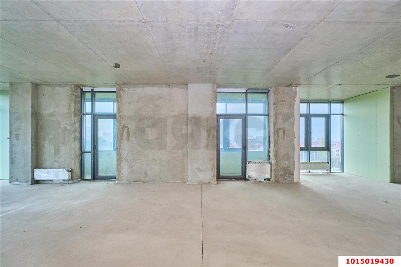 Фото №5: 2-комнатная квартира 100&nbsp;м², 6/17&nbsp;эт. - Краснодар, Центральный внутригородской округ, Завод Измерительных Приборов, мкр. ЖК Сказка, ул. имени 40-летия Победы, 15