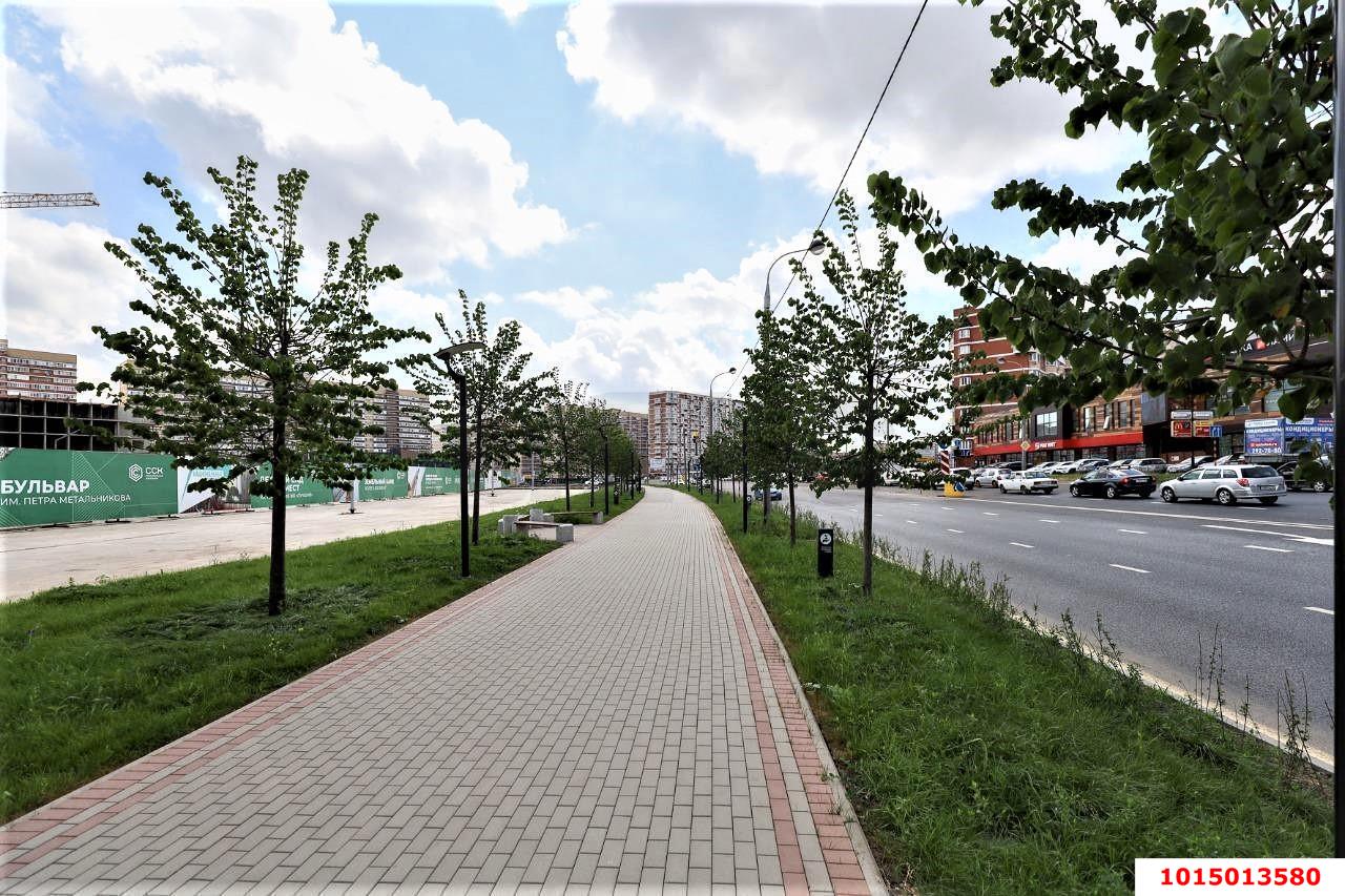Фото №7: 1-комнатная квартира 40&nbsp;м², 16/24&nbsp;эт. - Краснодар, Прикубанский внутригородской округ, Прикубанский внутригородской округ, ЖК Лучший, ЖК Лучший, имени Петра Метальникова, мкр. имени Петра Метальникова, ул. Петра Метальникова, 36