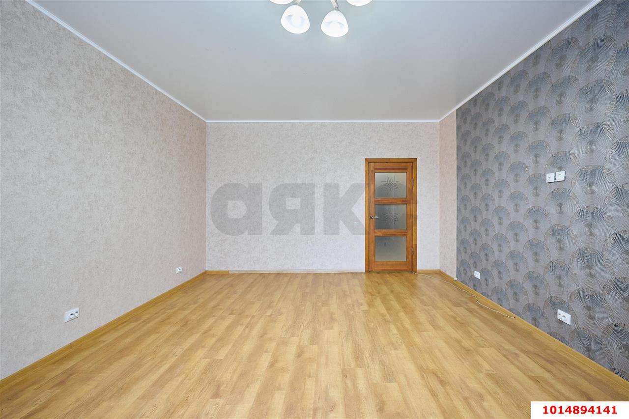 Фото №7: 3-комнатная квартира 95&nbsp;м², 10/19&nbsp;эт. - Краснодар, Центральный внутригородской округ, мкр. Черёмушки, ул. Старокубанская, 32
