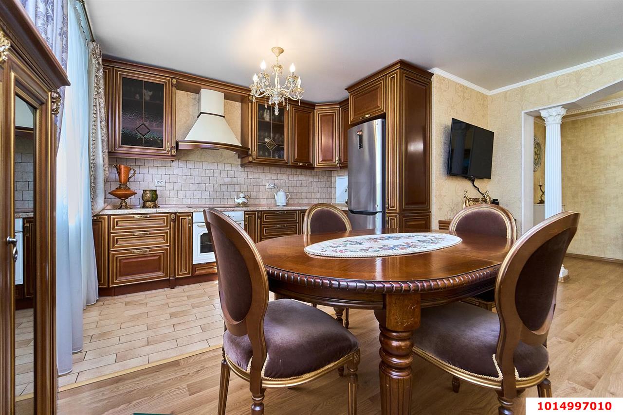 Фото №3: 3-комнатная квартира 120&nbsp;м², 14/17&nbsp;эт. - Краснодар, Прикубанский внутригородской округ, Музыкальный, мкр. ЖК Времена Года, ул. Евгении Жигуленко, 4