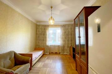 Фото №1: 3-комнатная квартира 63 м², 2/3 эт. - Краснодар, мкр. Камвольно-суконный Комбинат, ул. Сормовская, 23