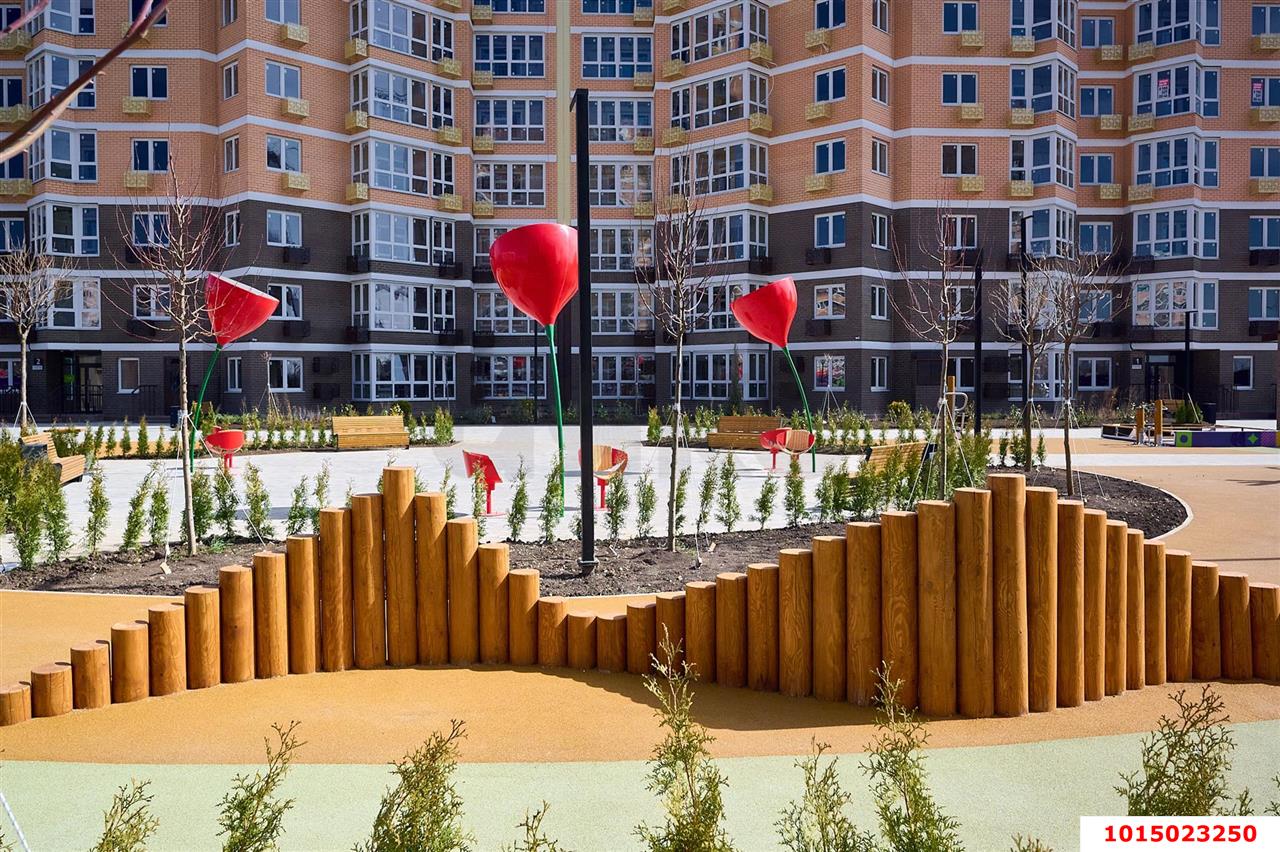 Фото №2: 2-комнатная квартира 77&nbsp;м², 10/12&nbsp;эт. - Краснодар, Прикубанский внутригородской округ, мкр. 2-я Площадка, ул. Ветеранов, 85к5