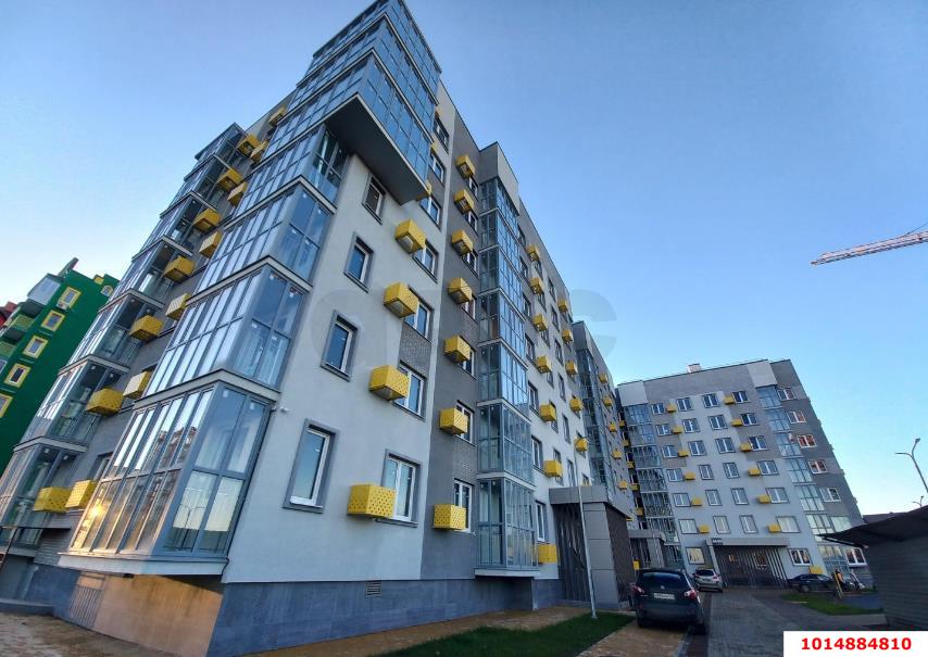 Фото №1: 3-комнатная квартира 74&nbsp;м², 1/7&nbsp;эт. - Краснодар, Прикубанский внутригородской округ, жилой комплекс Европа-Сити, мкр. жилой комплекс Европа Клубный Квартал 6, ул. Античная, 10