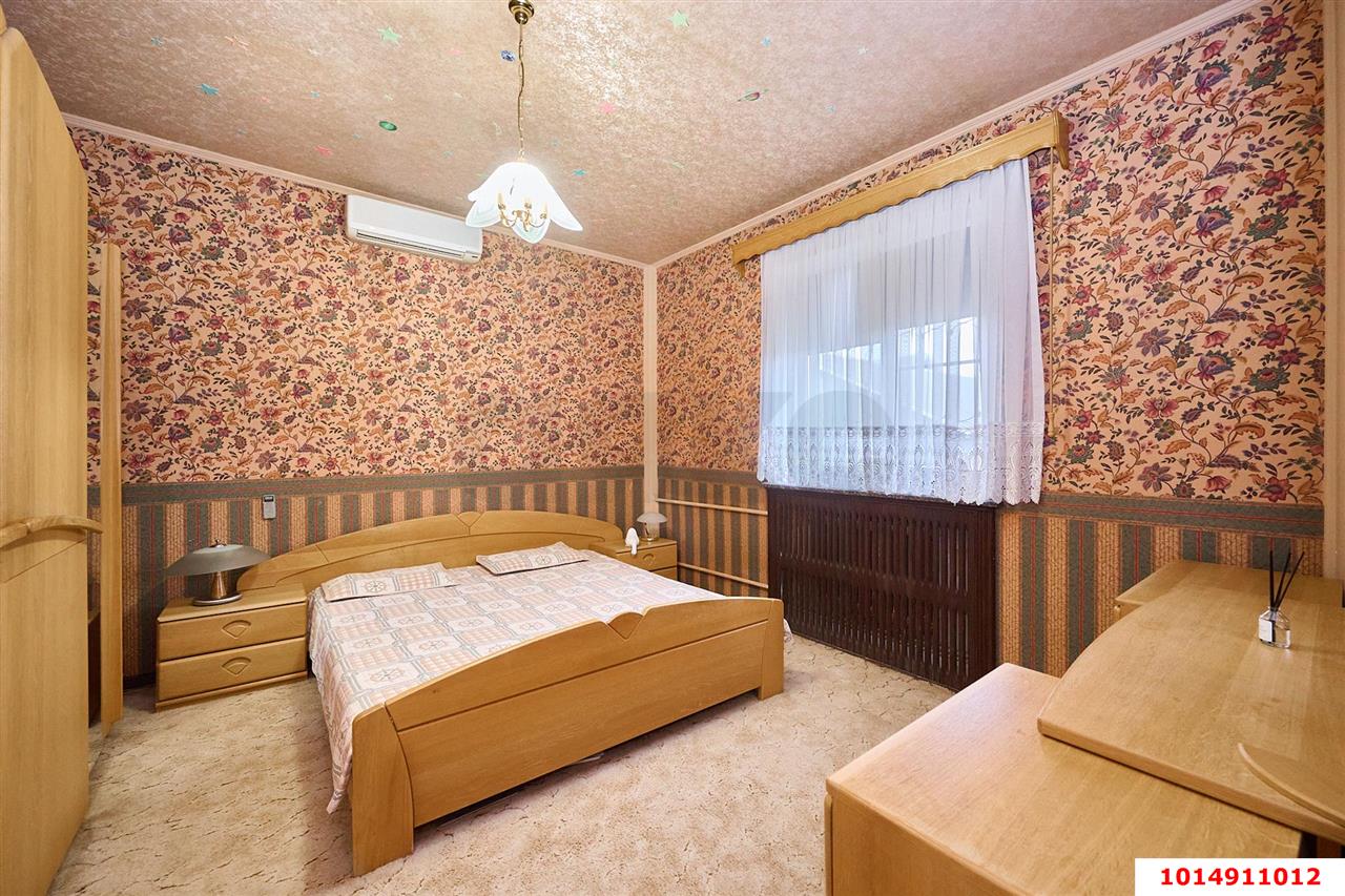 Фото №10: Дом 374&nbsp;м² + 4&nbsp;сот., 2&nbsp;эт. - Краснодар, Центральный внутригородской округ, мкр. Дубинка, ул. Малая, 25