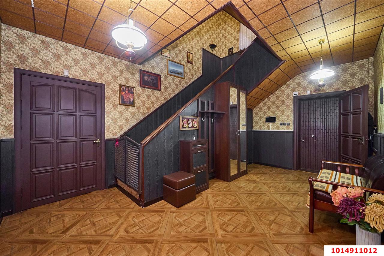 Фото №17: Дом 374&nbsp;м² + 4&nbsp;сот., 2&nbsp;эт. - Краснодар, Центральный внутригородской округ, мкр. Дубинка, ул. Малая, 25