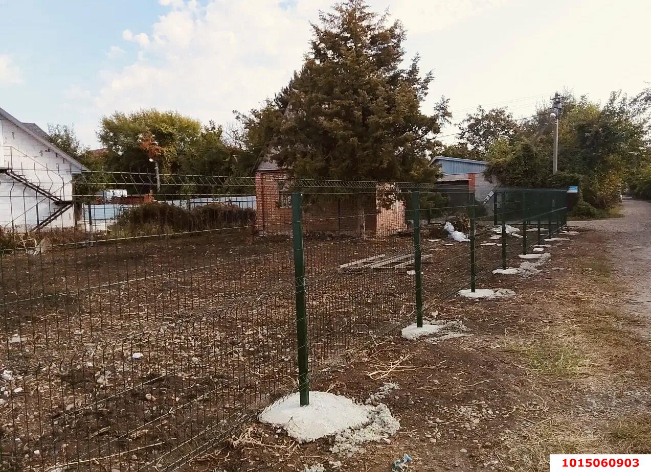 Фото №7: Личное подсобное хозяйство 4.4&nbsp;сот. - Знаменский, Карасунский внутригородской округ, мкр. СНТ Восход, ул. Клубничная, 501