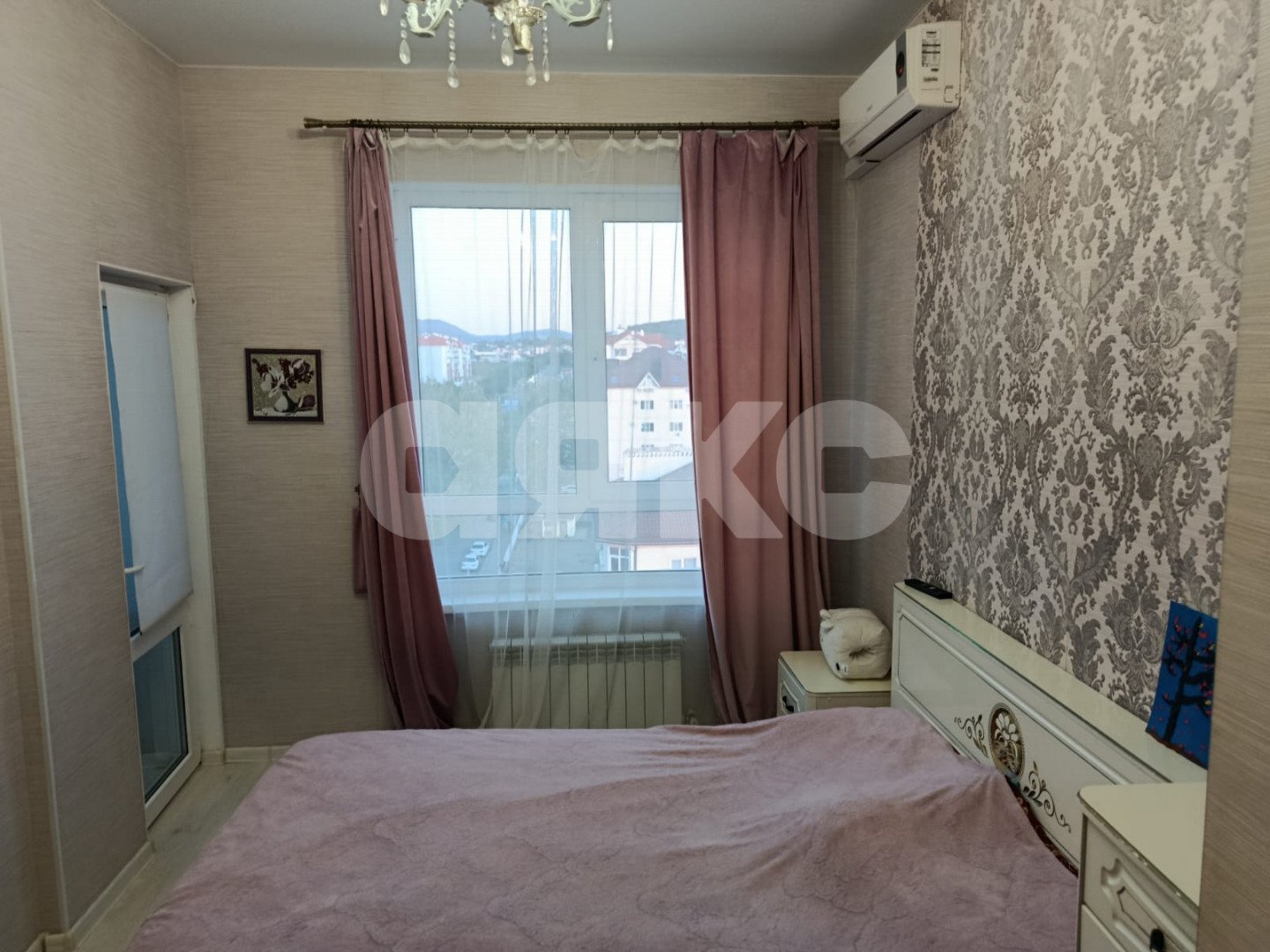 Фото №2: 2-комнатная квартира 60&nbsp;м², 8/9&nbsp;эт. - Геленджик, мкр. Южный, ул. Прасковеевская, 21