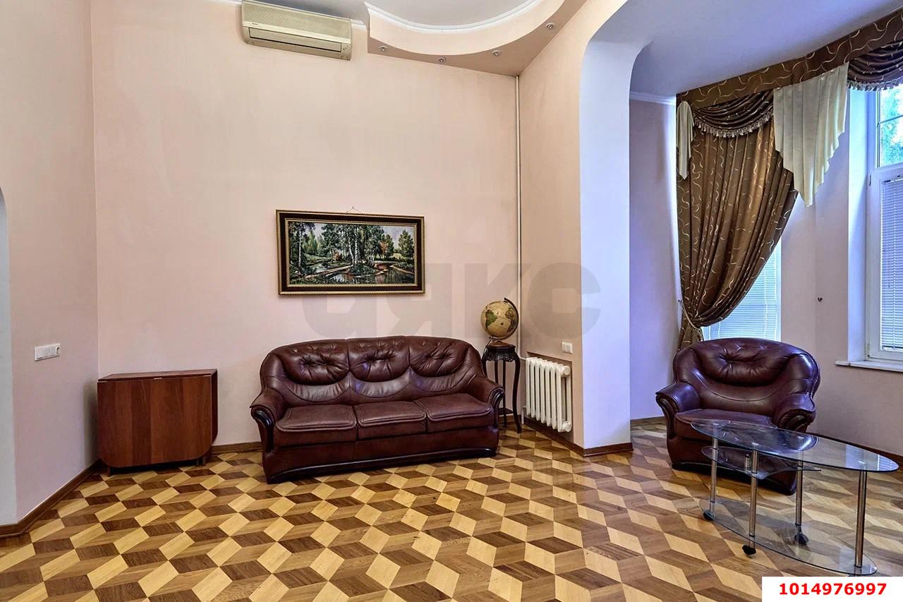 Фото №3: Дом 580&nbsp;м² + 6&nbsp;сот., 3&nbsp;эт. - Краснодар, Прикубанский внутригородской округ, Калинино, мкр. Завод Радиоизмерительных Приборов, ул. имени Е.Д. Фелицына, 50