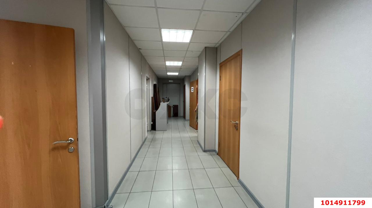 Фото №10: Офисное помещение 230&nbsp;м², 2/10&nbsp;эт. - Краснодар, Центральный внутригородской округ, мкр. Центральный, ул. Путевая, 1