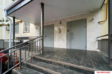 Фото №1: 3-комнатная квартира 65 м², 3/9 эт. - Краснодар, мкр. Краевая Клиническая Больница, ул. имени 40-летия Победы, 63