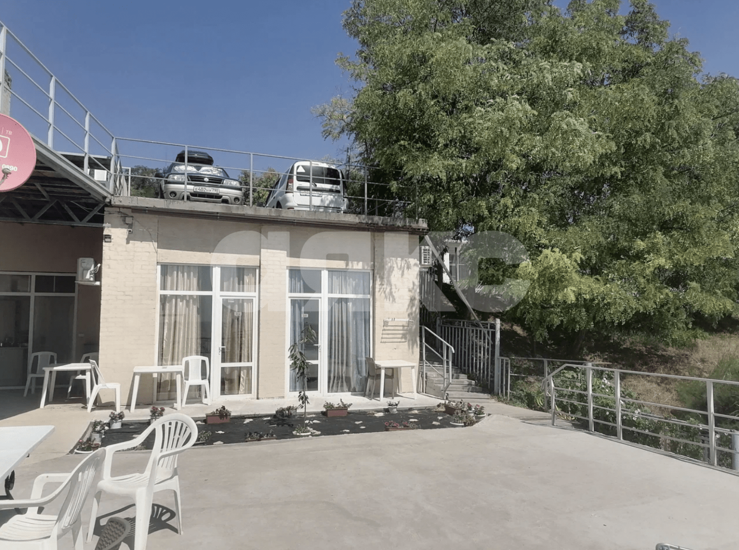 Фото №11: Коммерция 1400&nbsp;м², 1/3&nbsp;эт. - Рожок, пер. Школьный, 1Б