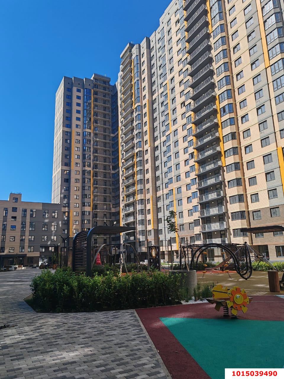 Фото №1: 1-комнатная квартира 45&nbsp;м², 7/24&nbsp;эт. - Краснодар, Карасунский внутригородской округ, Камвольно-суконный Комбинат, мкр. ЖК Урал, ул. Уральская, 87/7