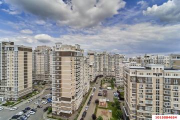 Фото №1: 3-комнатная квартира 70 м², 1/18 эт. - Краснодар, мкр. ЖК Красная Площадь, ул. им. Мурата Ахеджака, 12