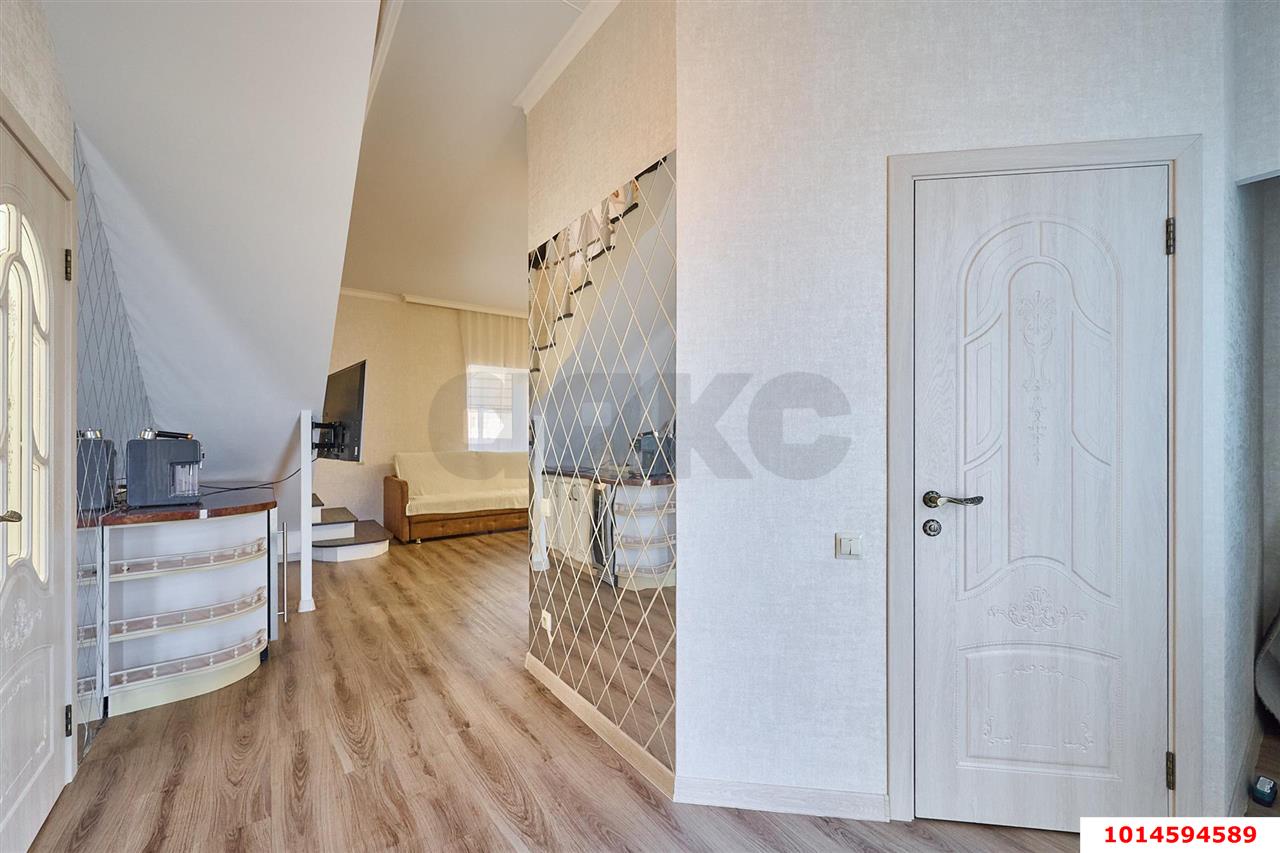 Фото №6: Дом 161&nbsp;м² + 3.9&nbsp;сот., 2&nbsp;эт. - Российский, мкр. Прикубанский внутригородской округ, ул. Бархатная, 42