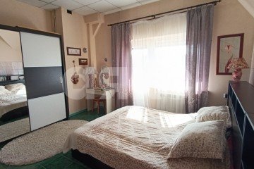 Фото №1: 3-комнатная квартира 119 м², 3/3 эт. - Горячий Ключ, мкр. Администрация, ул. Черняховского, 29