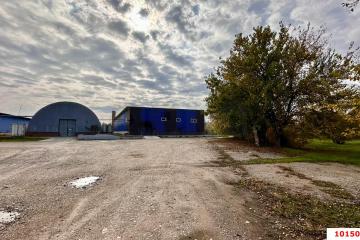 Фото №1: Производственное помещение 4000 м², 1/1 эт. - Новотитаровская, ул. Крайняя, 18В/4