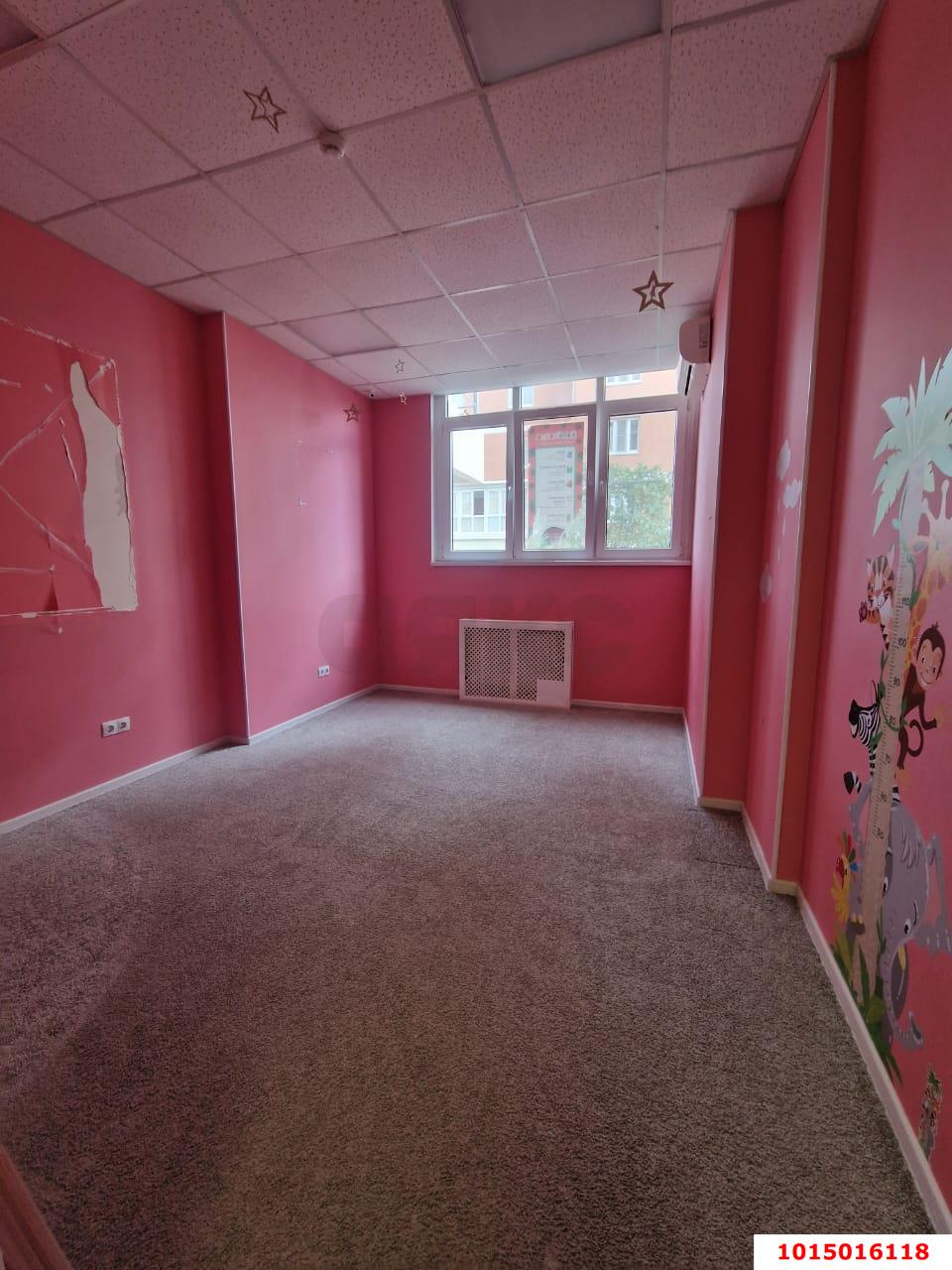 Фото №8: Студия 105&nbsp;м², 1/23&nbsp;эт. - Краснодар, Карасунский внутригородской округ, мкр. Гидростроителей, ул. Автолюбителей, 52/5