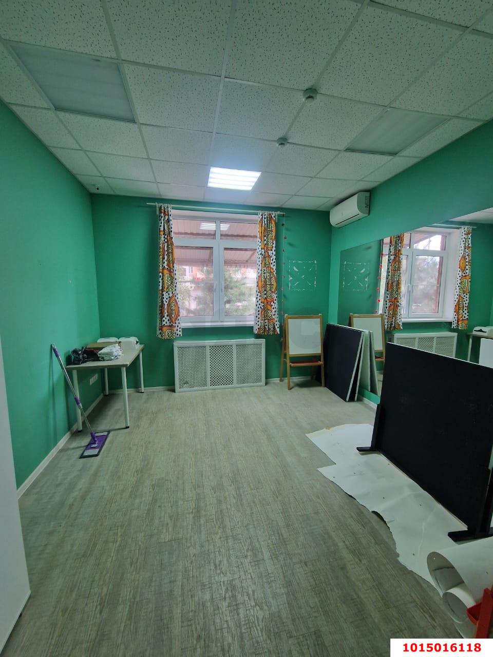 Фото №5: Студия 105&nbsp;м², 1/23&nbsp;эт. - Краснодар, Карасунский внутригородской округ, мкр. Гидростроителей, ул. Автолюбителей, 52/5