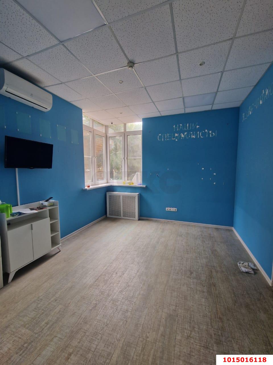 Фото №4: Студия 105&nbsp;м², 1/23&nbsp;эт. - Краснодар, Карасунский внутригородской округ, мкр. Гидростроителей, ул. Автолюбителей, 52/5