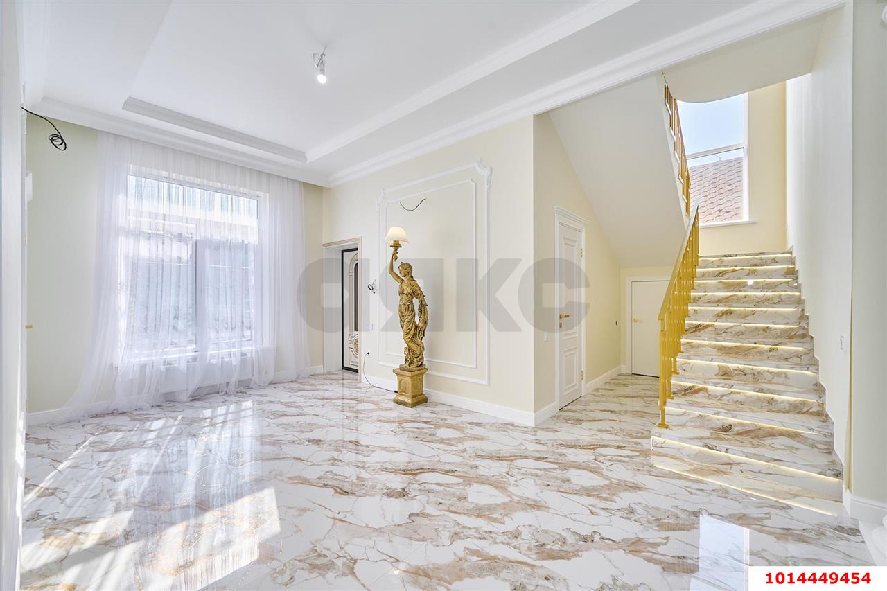 Фото №8: Дом 224&nbsp;м² + 3&nbsp;сот., 2&nbsp;эт. - Краснодар, Западный внутригородской округ, мкр. Сельскохозяйственный Институт, ул. Володи Головатого