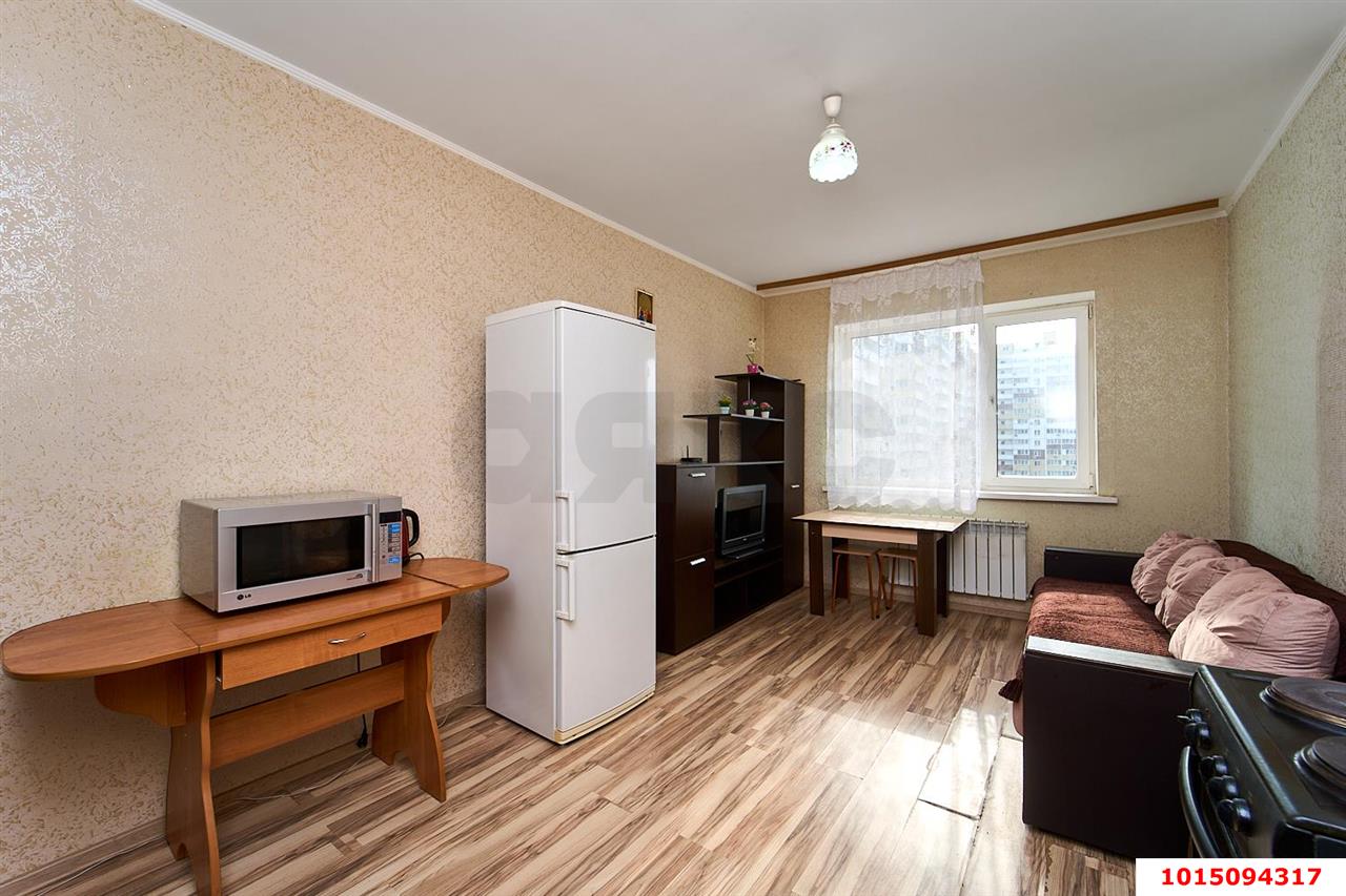 Фото №2: 1-комнатная квартира 42&nbsp;м², 5/8&nbsp;эт. - Краснодар, Прикубанский внутригородской округ, мкр. Молодёжный, ул. Душистая, 50