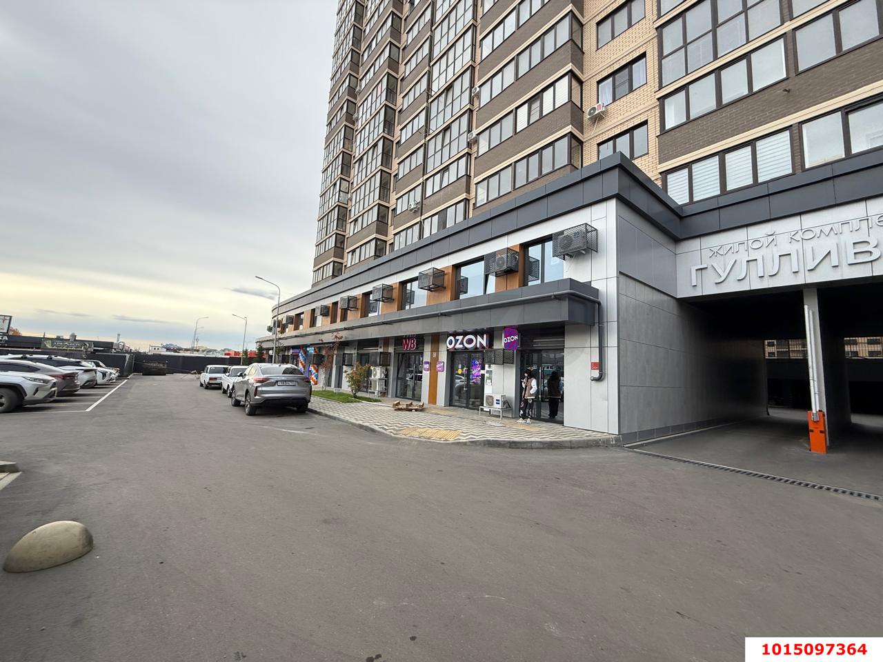 Фото №1: Торговое помещение 21&nbsp;м², 1/16&nbsp;эт. - Краснодар, Прикубанский внутригородской округ, мкр. Музыкальный, ул. Российская, 257/7