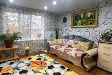 Фото №1: 2-комнатная квартира 46&nbsp;м², 4/5&nbsp;эт. - Майский, ул. Филатова, 1