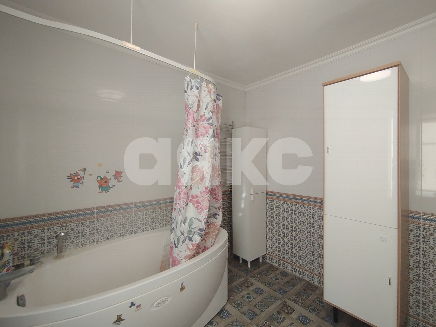 Фото №15: Дом 234&nbsp;м² + 5.67&nbsp;сот., 2&nbsp;эт. - Горячий Ключ, мкр. Курортная Зона, ул. Коммунистическая, 42А