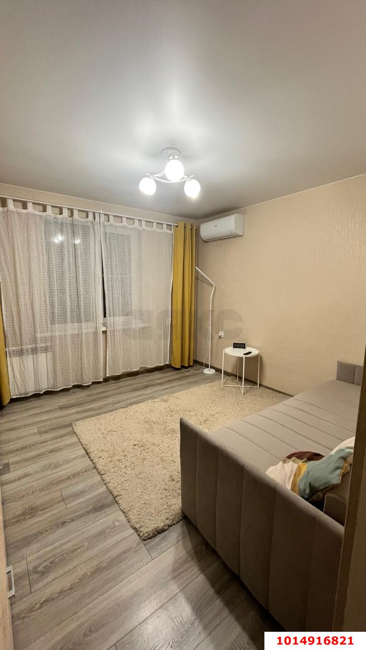 Фото №1: 1-комнатная квартира 33&nbsp;м², 1/10&nbsp;эт. - Краснодар, Карасунский внутригородской округ, мкр. Комсомольский, ул. Сормовская, 191