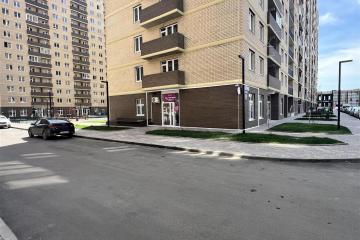 Фото №1: Торговое помещение 30 м², 1/16 эт. - Краснодар, мкр. жилой комплекс Дыхание, ул. Лётчика Позднякова, 2к28