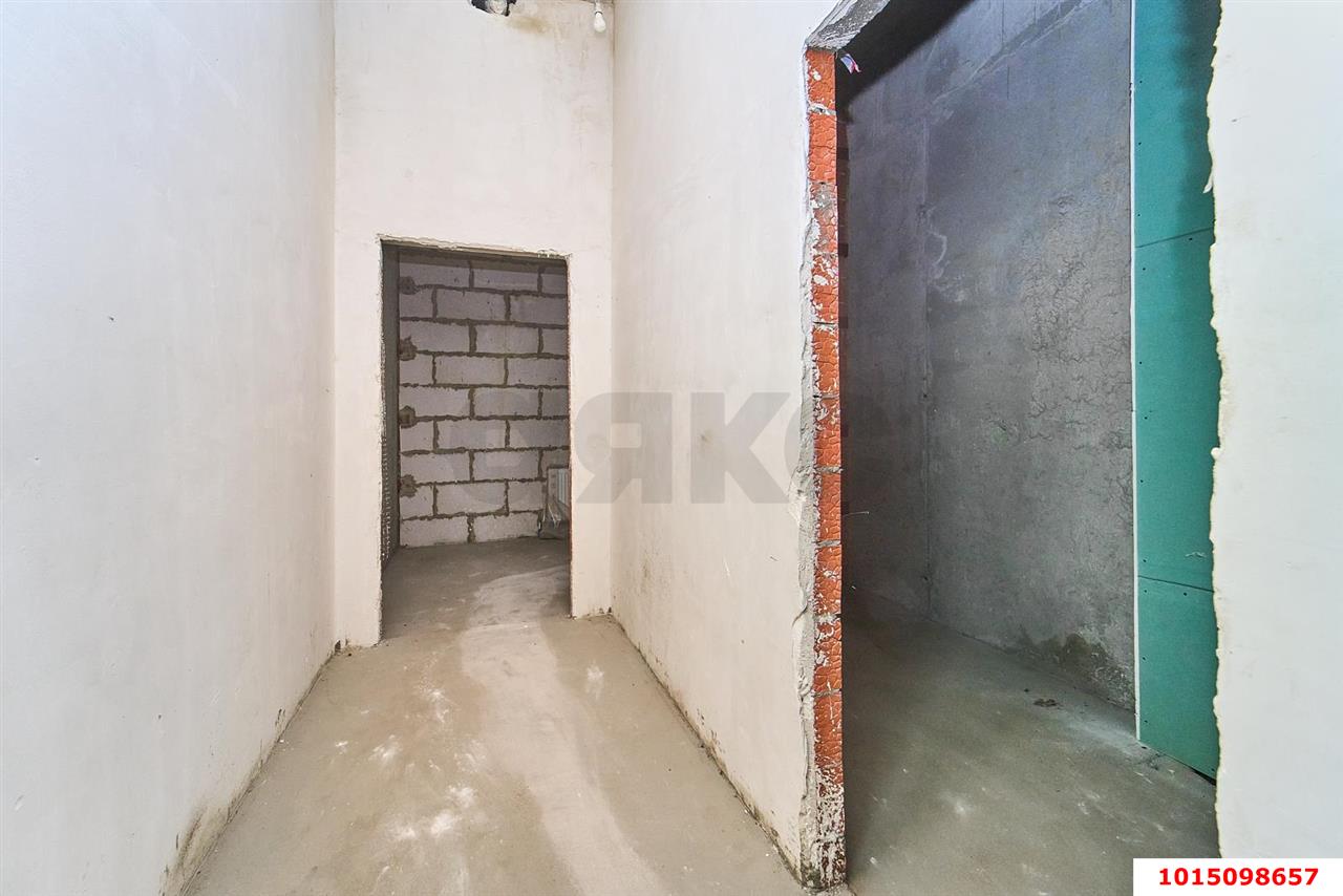 Фото №4: Торговое помещение 60&nbsp;м², 1/20&nbsp;эт. - Краснодар, Прикубанский внутригородской округ, Круглик, жилой комплекс Сердце, мкр. Школьный, ул. Школьная, 1