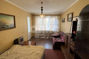 Фото №1: 3-комнатная квартира 60&nbsp;м², 3/9&nbsp;эт. - Симферополь, р. Киевский, ул. Бела Куна, 9