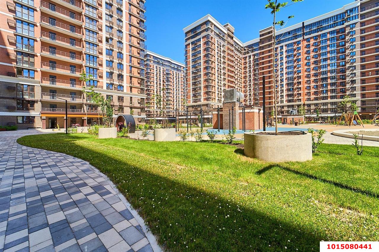 Фото №1: 3-комнатная квартира 72&nbsp;м², 15/16&nbsp;эт. - Краснодар, Прикубанский внутригородской округ, мкр. ЖК Самолёт-6, ул. Ивана Беличенко, 88к3