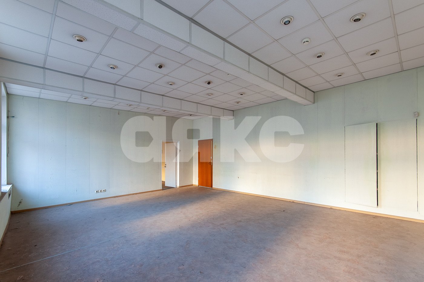 Фото №8: Коммерция 320&nbsp;м², 2/5&nbsp;эт. - Москва, мкр. 5-й квартал, ул. Кржижановского, 15к1
